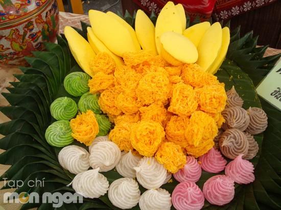 Sắc màu bánh ngọt xứ “chùa Vàng”